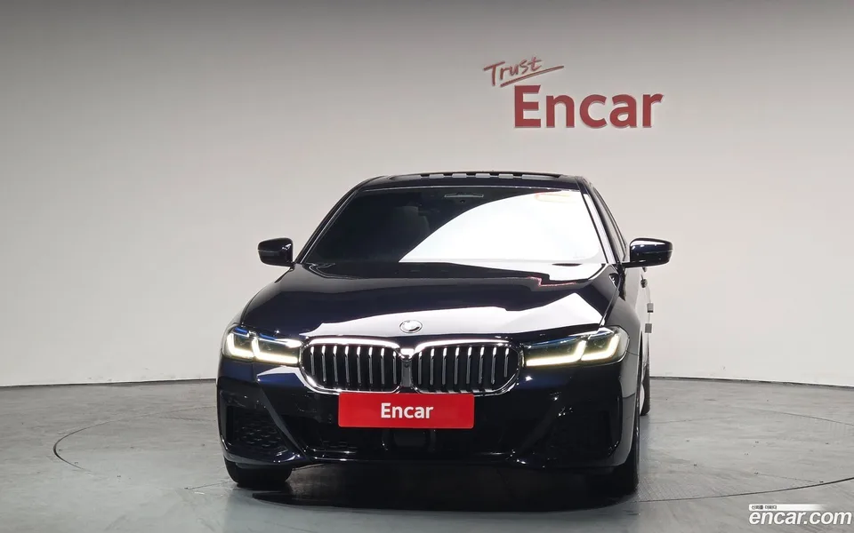 BMW 5 Series 530i M 2023 — миниатюра 3