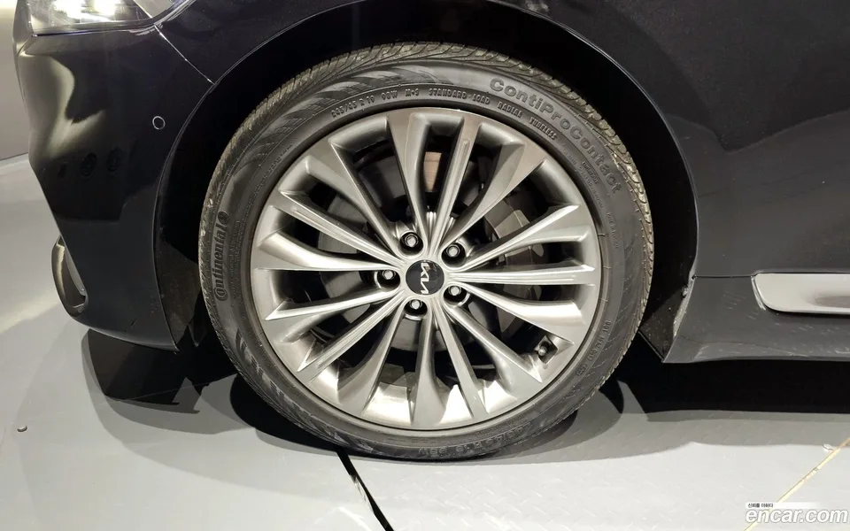 Kia K9 3.8 GDI AWD 2022 — миниатюра 5