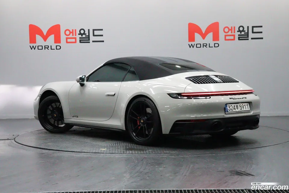 Porsche 911 (992) GTS 2023 — миниатюра 5