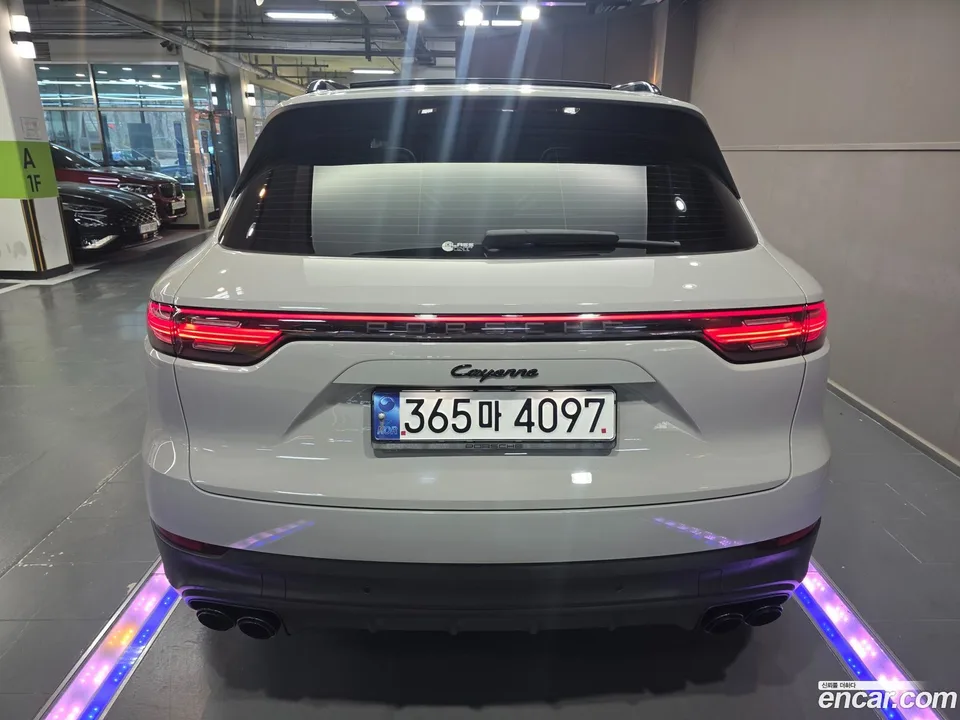 Porsche Cayenne 3.0 E- 2023 — миниатюра 4