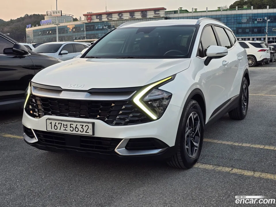 Kia Sportage 2.0 4WD 2022 — миниатюра 2