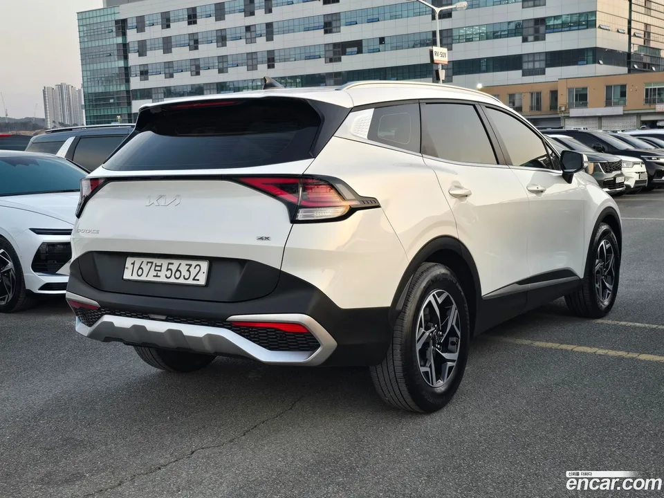Kia Sportage 2.0 4WD 2022 — миниатюра 3