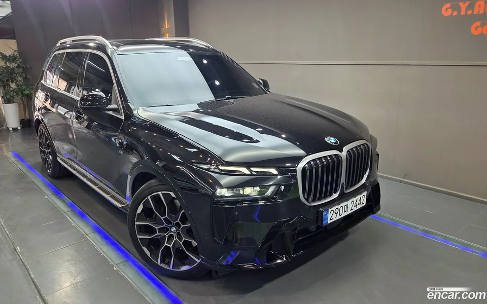 BMW X7 xDrive 40i M 6 2023 — миниатюра 4