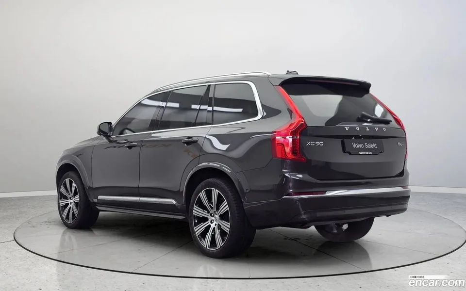 Volvo XC90 B6 2025 — миниатюра 4