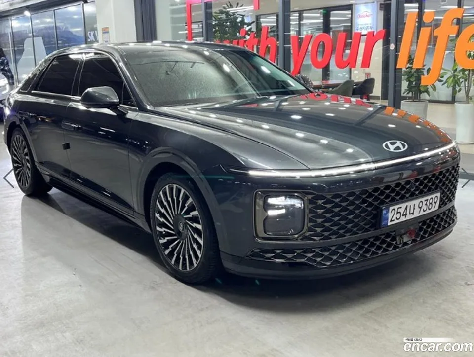 Hyundai Grandeur 3.5 2WD 2023 — фото 1, купить с доставкой в Москву