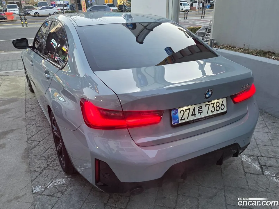 BMW 3 Series 320i M 2026 — миниатюра 3