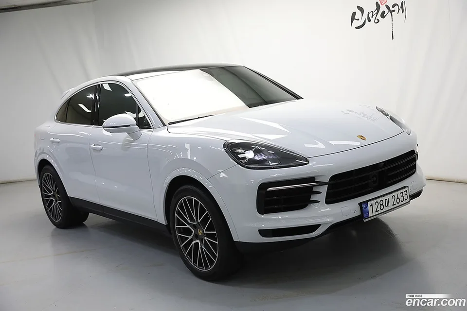 Porsche Cayenne 3.0 2023 — миниатюра 2