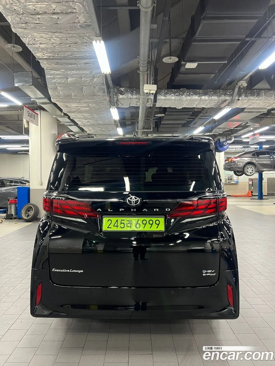 Toyota Alphard 2.5 HEV AWD 2025 — миниатюра 2