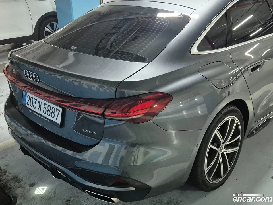 Audi A5 40 TFSI S Line 2025 — миниатюра 2