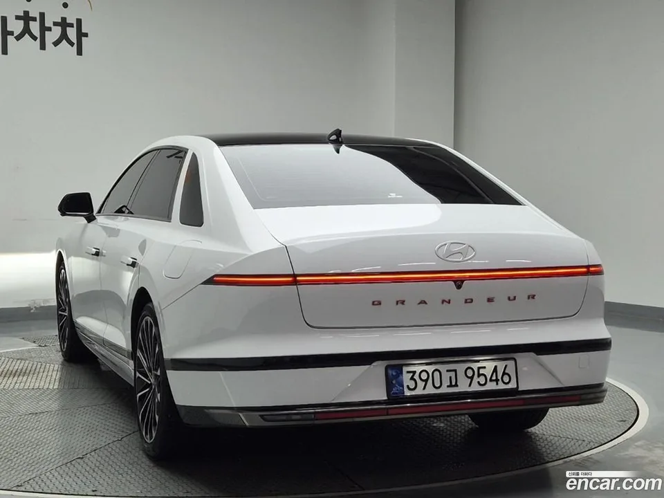 Hyundai Grandeur Hybrid 2023 — миниатюра 2