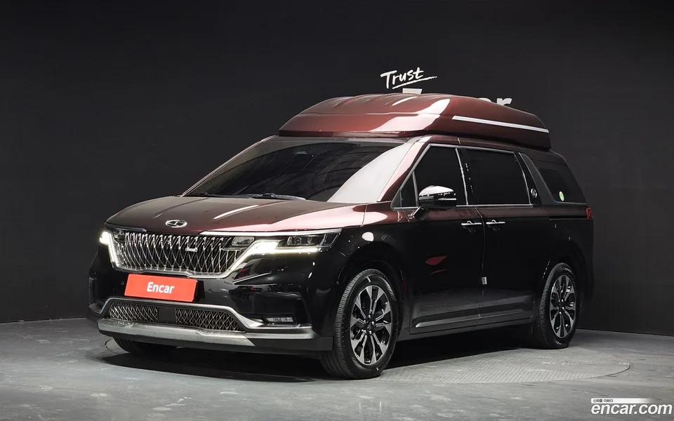Kia Carnival 9 () 2022 — фото 1, купить с доставкой в Москву