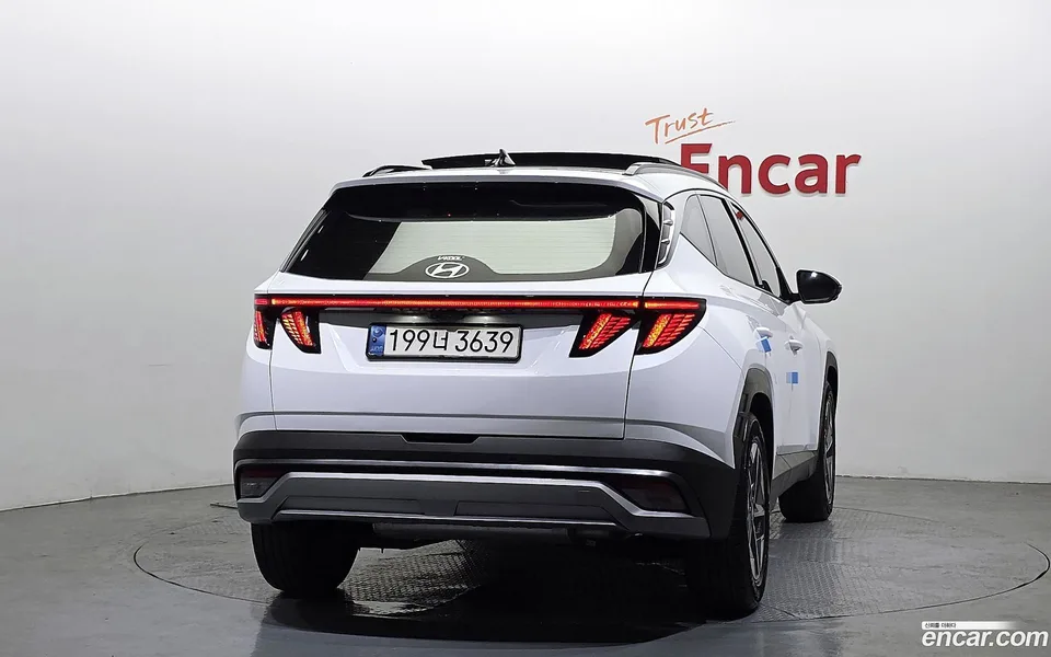 Hyundai Tucson Hybrid NX4 HEV 1.6 2WD 2024 — миниатюра 4