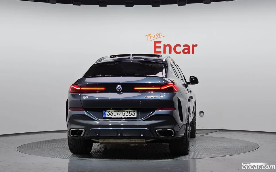 BMW X6 M50i 2022 — миниатюра 4