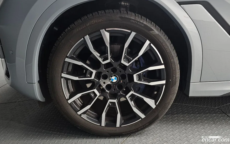 BMW X6 xDrive30d M 2025 — миниатюра 5