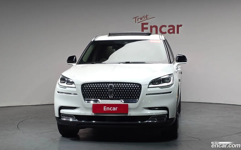 Lincoln Aviator 3.0 AWD 2022 — миниатюра 3