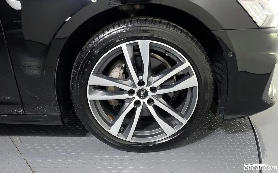 Audi A6 45 TFSI 2023 — миниатюра 5