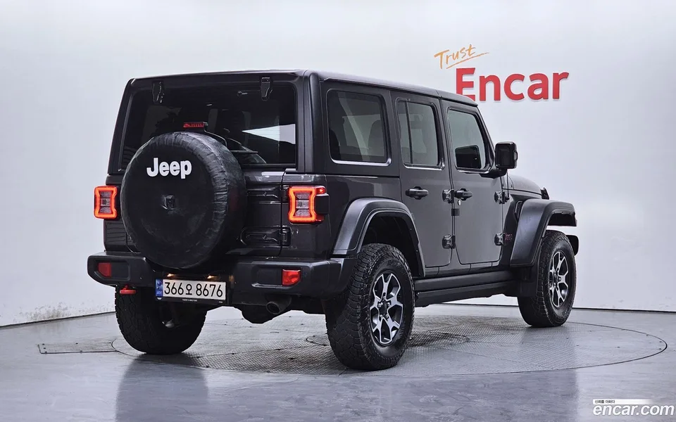 Jeep Wrangler 2.0 4 2023 — миниатюра 2