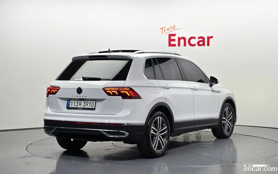 Volkswagen Tiguan 2.0 TDI 2022 — миниатюра 2