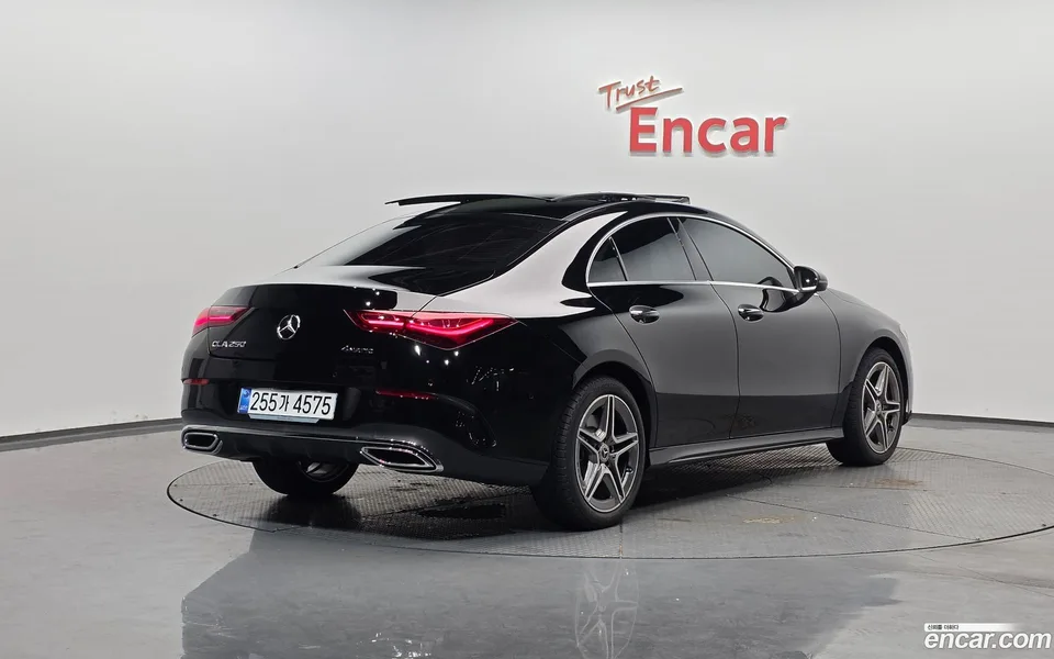 Mercedes-Benz CLA-Class CLA250 4MATIC 2025 — миниатюра 2