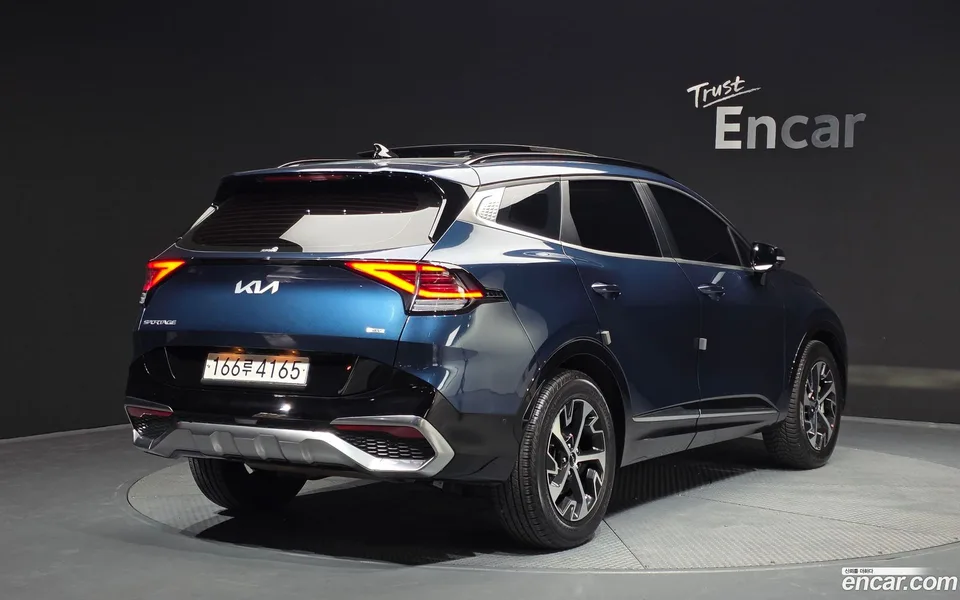 Kia Sportage Hybrid 2WD 2022 — миниатюра 2