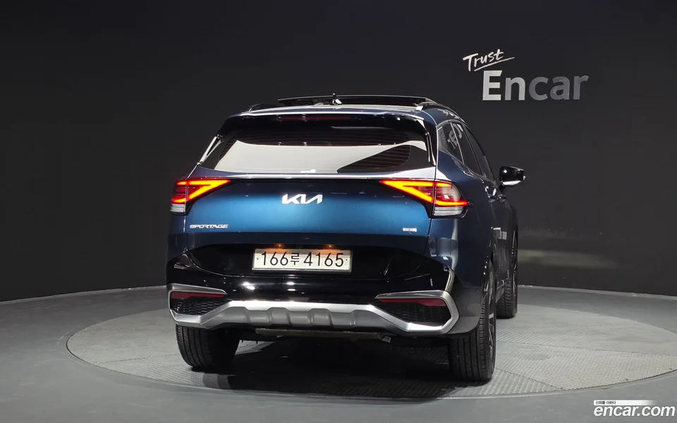Kia Sportage Hybrid 2WD 2022 — миниатюра 4