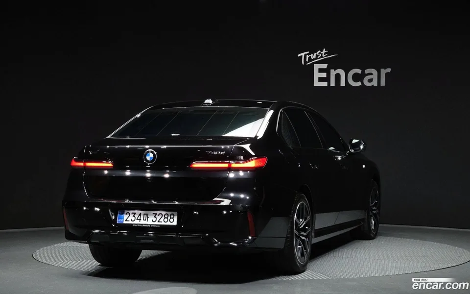 BMW 7 Series 740d xDrive M 2025 — миниатюра 2