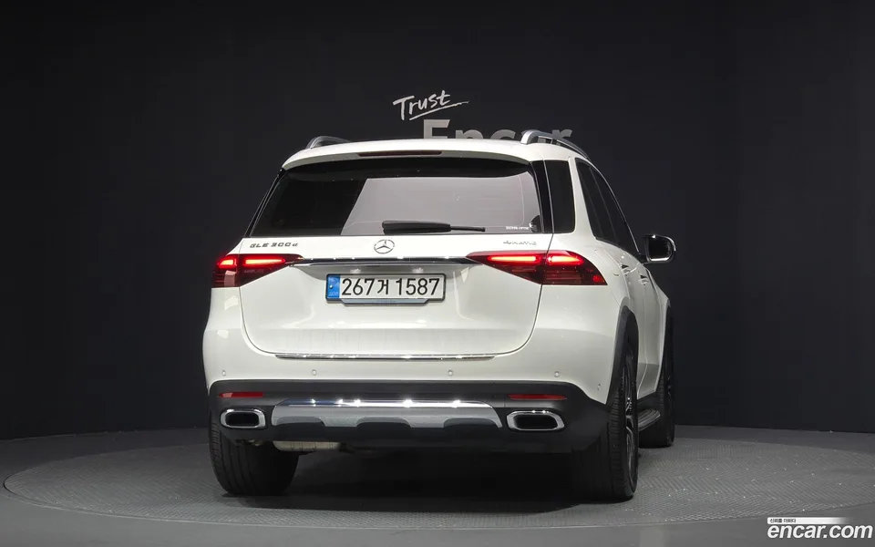 Mercedes-Benz GLE-Class GLE300d 4MATIC 2024 — миниатюра 4