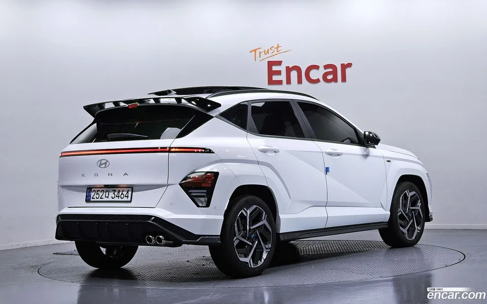 Hyundai Kona 1.6 2WD 2023 — миниатюра 2