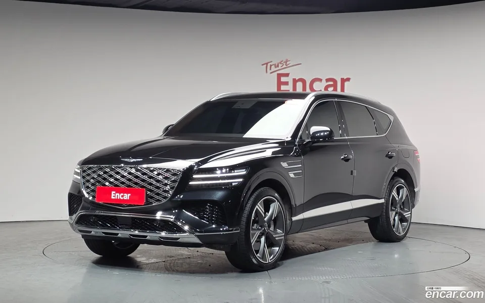 Genesis GV80 2.5T 2WD 2025 — фото 1, купить с доставкой в Москву