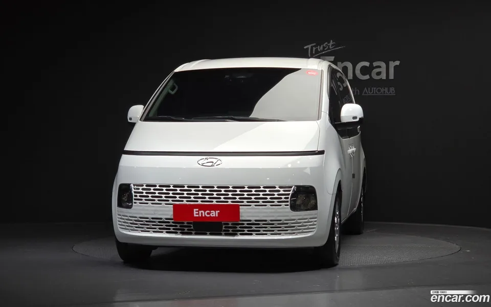 Hyundai Staria 5 2022 — миниатюра 3