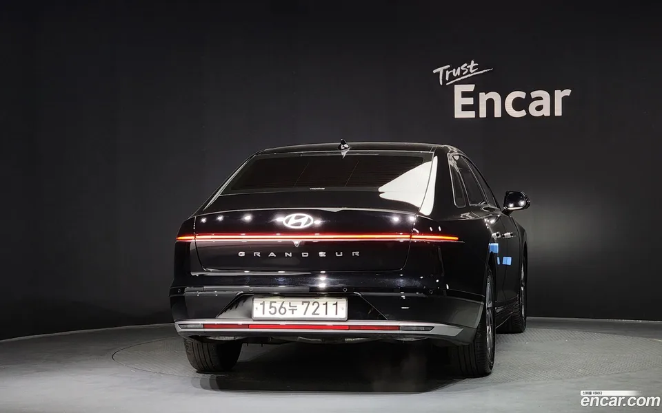 Hyundai Grandeur Hybrid 2023 — миниатюра 4