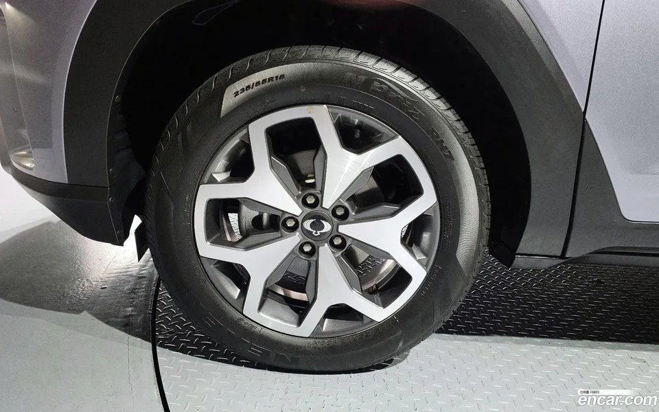KG Mobility Torres 1.5 2WD 2023 — миниатюра 5
