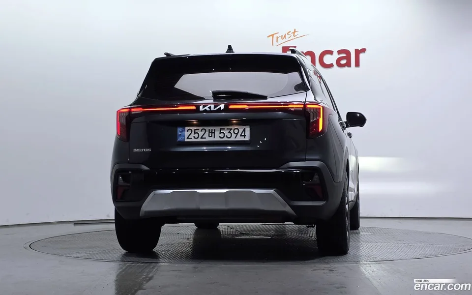 Kia Seltos 2.0 2WD 2022 — миниатюра 4