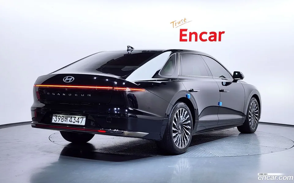 Hyundai Grandeur 3.5 2WD 2023 — миниатюра 2