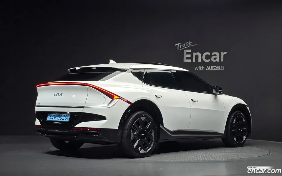 Kia EV6 4WD 2024 — миниатюра 2