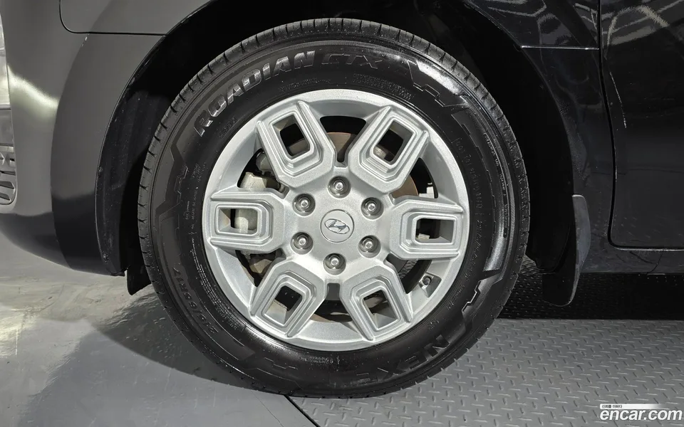 Hyundai Staria 5 2022 — миниатюра 5