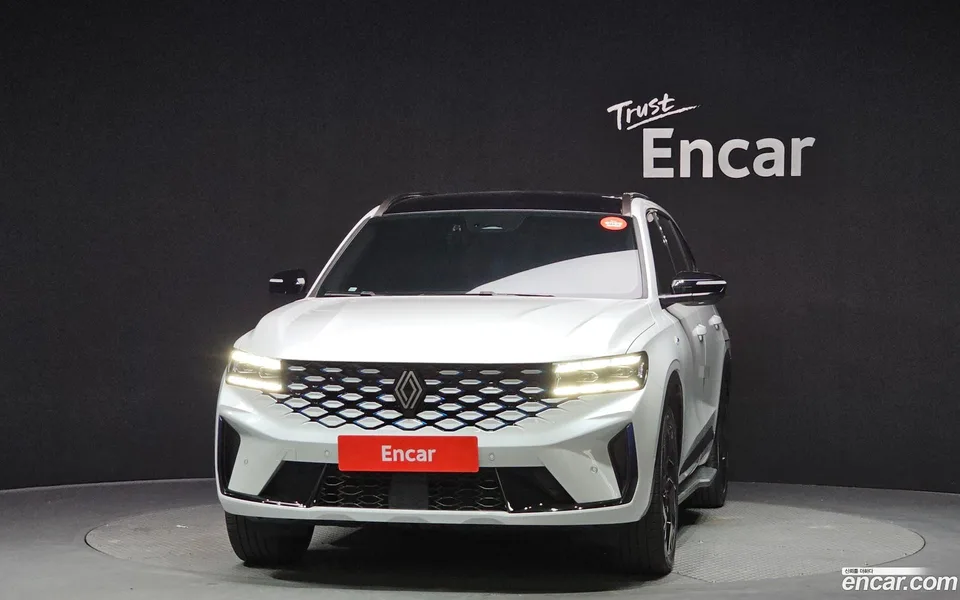 Renault Samsung Grand Koleos 1.5 E-TECH 2WD 2024 — миниатюра 3