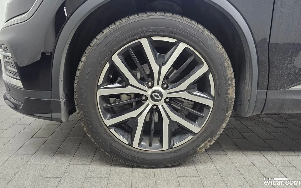 Renault Samsung QM6 2.0 GDe RE 2WD 2023 — миниатюра 5
