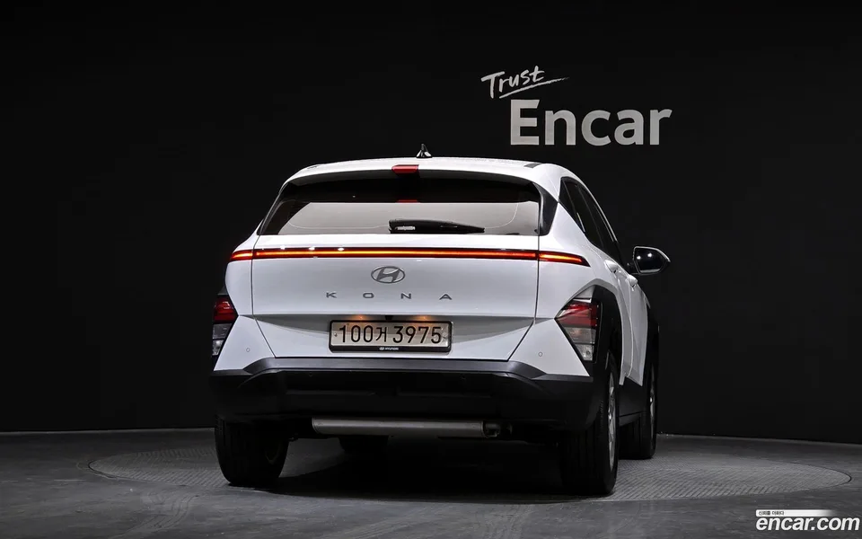 Hyundai Kona 2.0 2WD 2024 — миниатюра 4