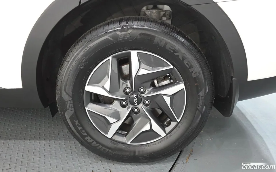 Kia Sorento HEV 1.6 2WD 2022 — миниатюра 5