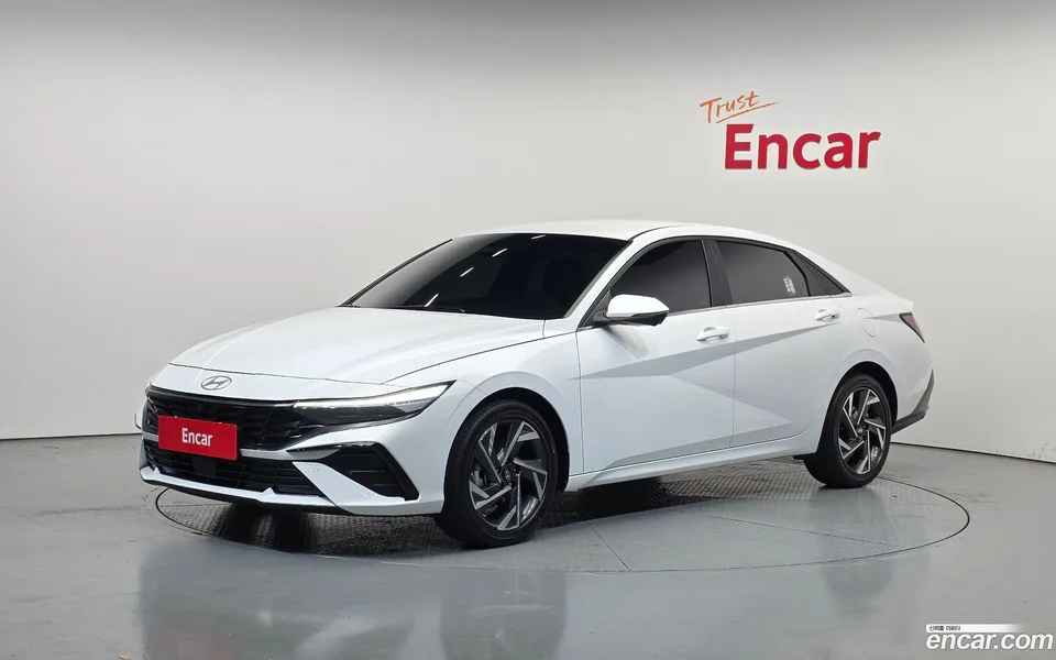 Hyundai Avante CN7 1.6 2024 — фото 1, купить с доставкой в Москву
