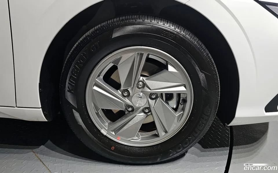 Hyundai Avante CN7 1.6 2025 — миниатюра 5