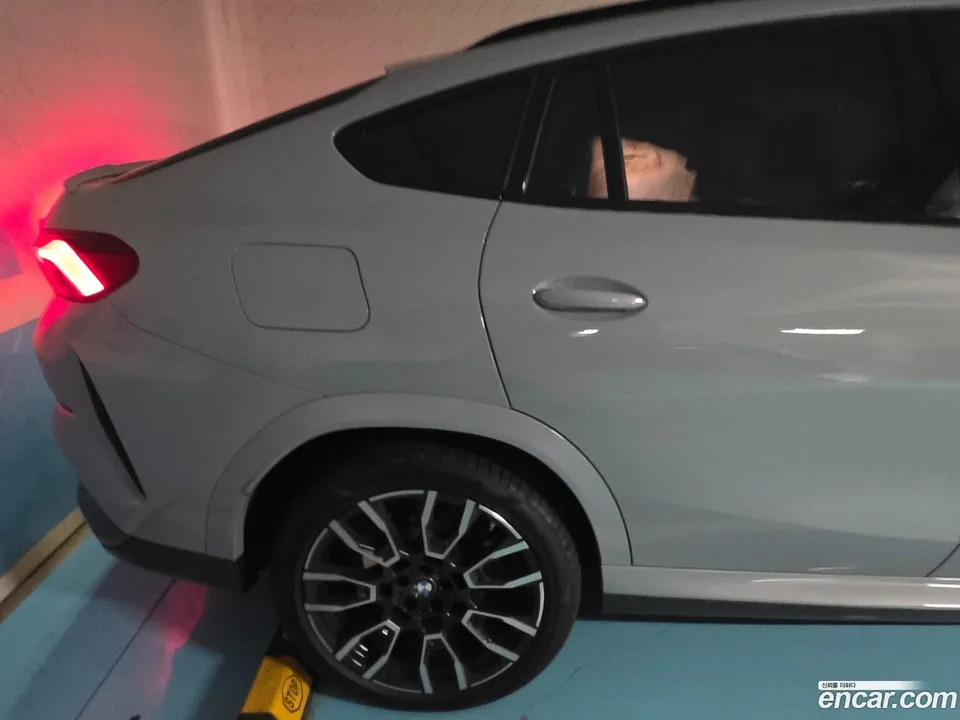 BMW X6 xDrive40i M 2024 — миниатюра 4