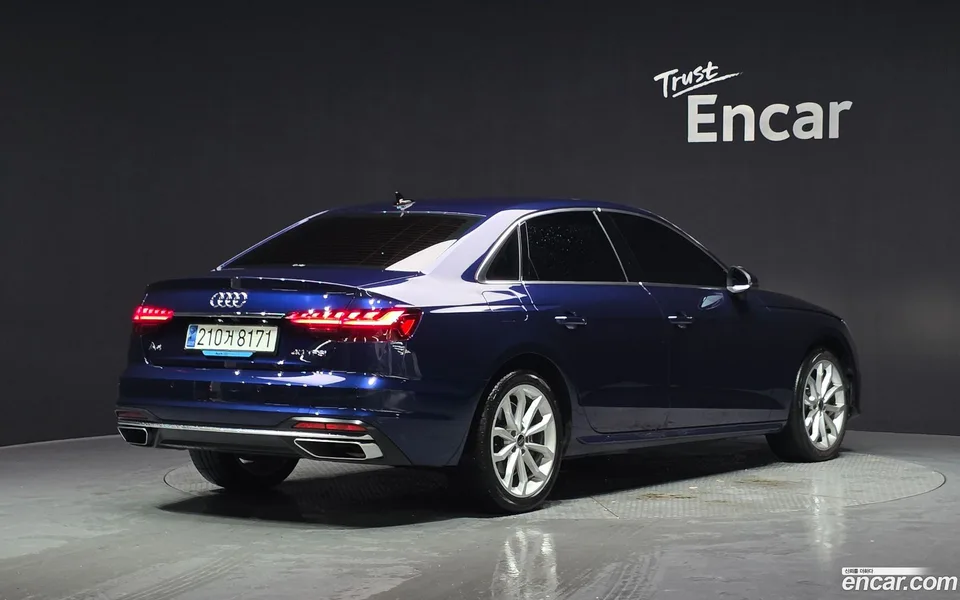Audi A4 40 TFSI 2023 — миниатюра 2