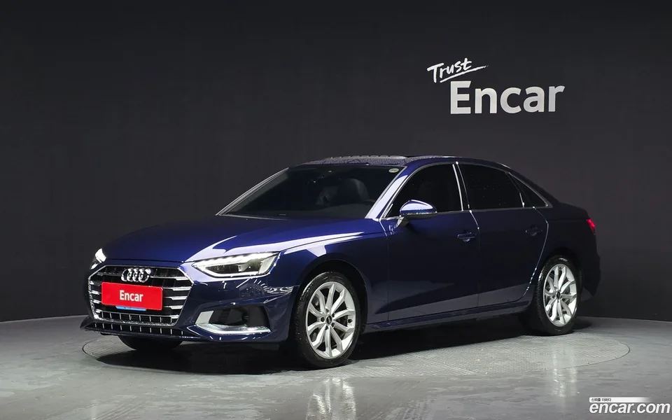 Audi A4 40 TFSI 2023 — фото 1, купить с доставкой в Москву