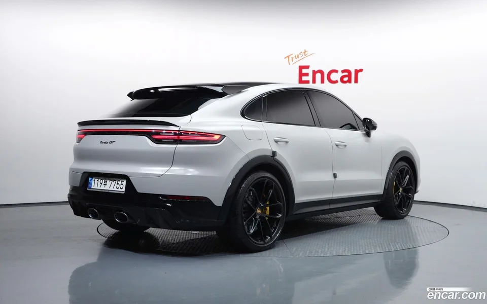 Porsche Cayenne 4.0 GT 2023 — миниатюра 2