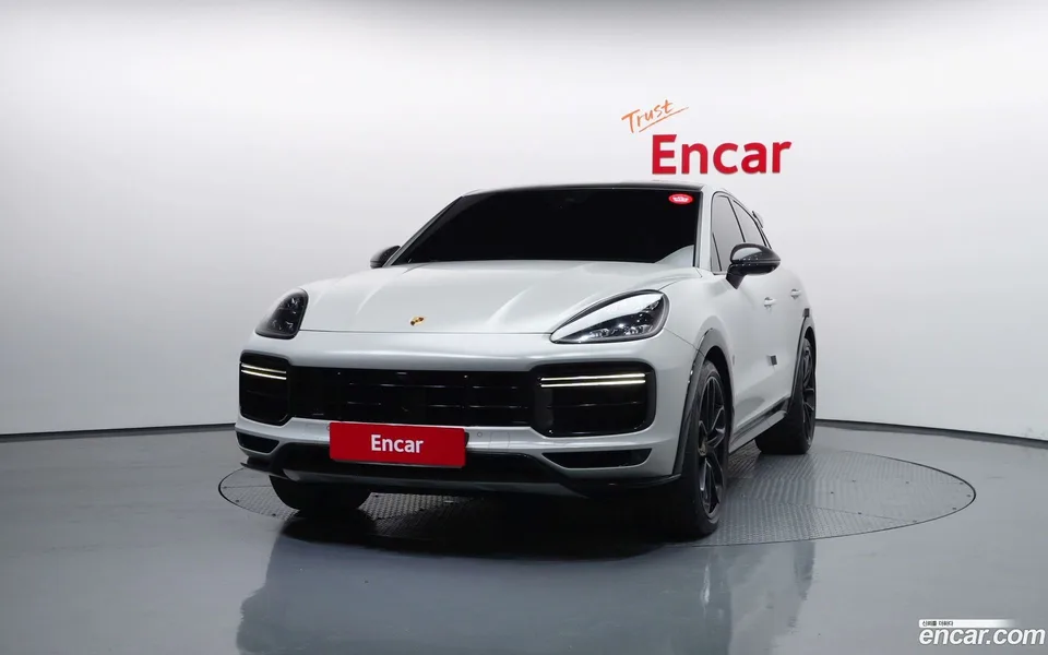 Porsche Cayenne 4.0 GT 2023 — миниатюра 3