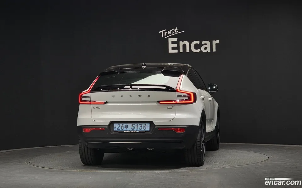 Volvo C40 Recharge 2022 — миниатюра 4