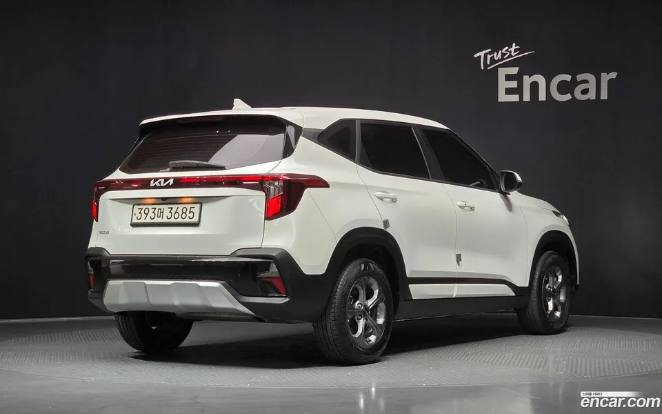 Kia Seltos 1.6 2WD 2023 — миниатюра 2