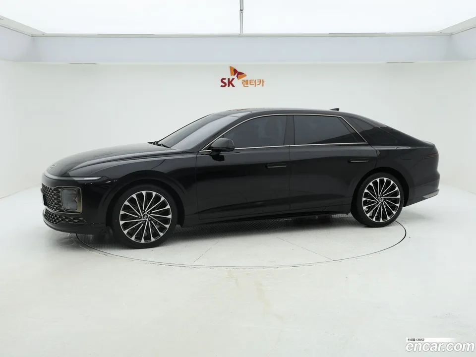 Hyundai Grandeur 2.5 2WD 2023 — миниатюра 2